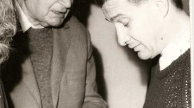 toate panzele sus din prietenie pana la marginea lumii