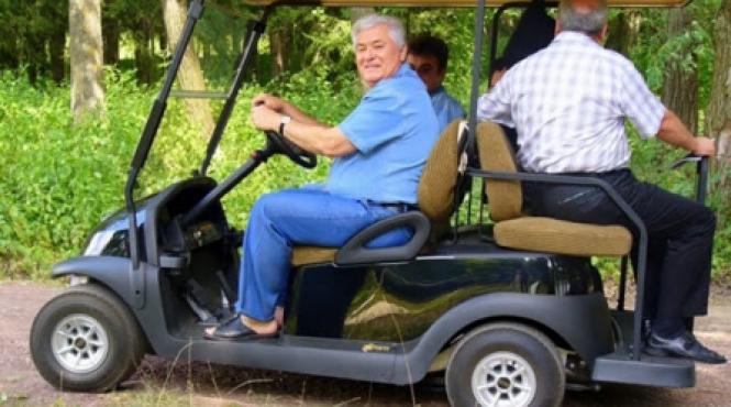 vladimir voronin si a tras 507 hectare de padure pentru recreere se justifica el