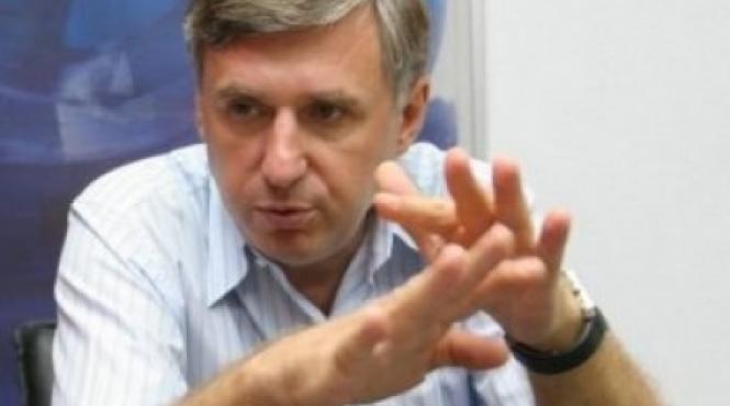 ion sturza nu ma intereseaza politica peste prut eu raman legat de romania