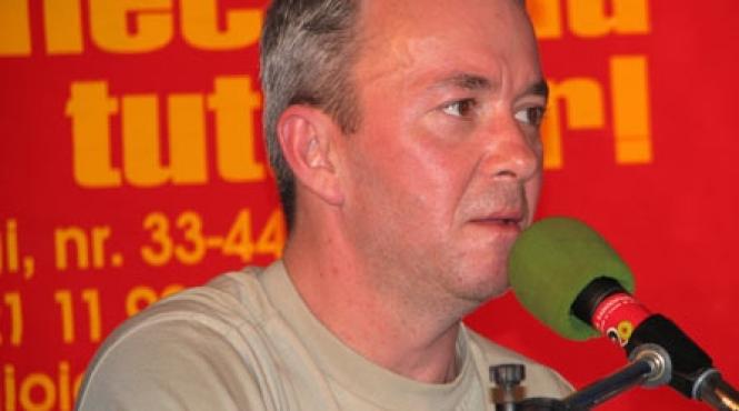 dinu e o poezie