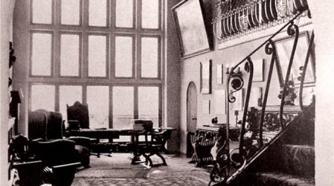 vila de lux la etajele ix x