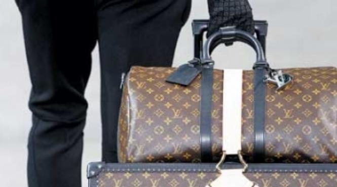 louis vuitton cel din cufar