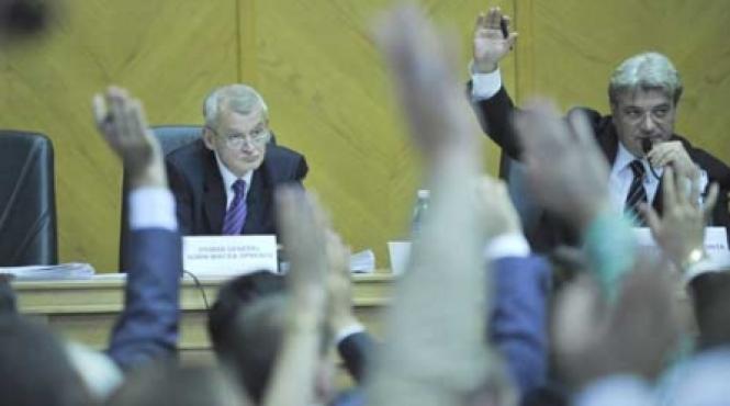 54 de tunuri imobiliare dintr o lovitura