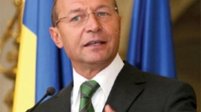 basescu vrea votul diasporei miercuri este asteptat la hramul chisinaului