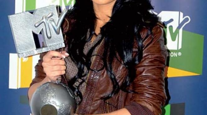 inna lupta pentru best european act