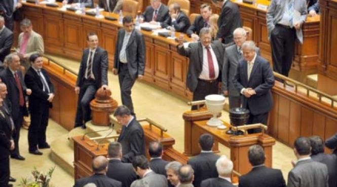 dosare de pesedisti albite inainte de motiune