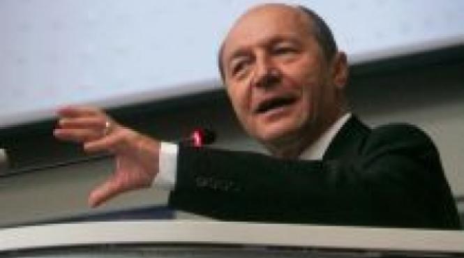 traian basescu dizolvarea parlamentului pe 7 decembrie o eroare de exprimare
