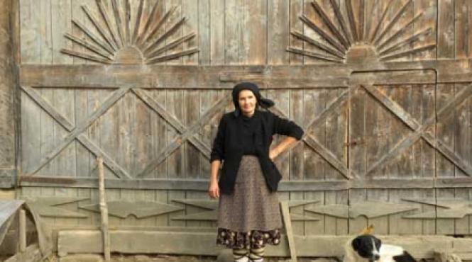 doina intre unesco si uitare