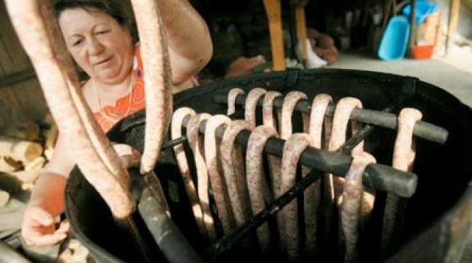 marca inregistrata razboiul carnatilor de plescoi