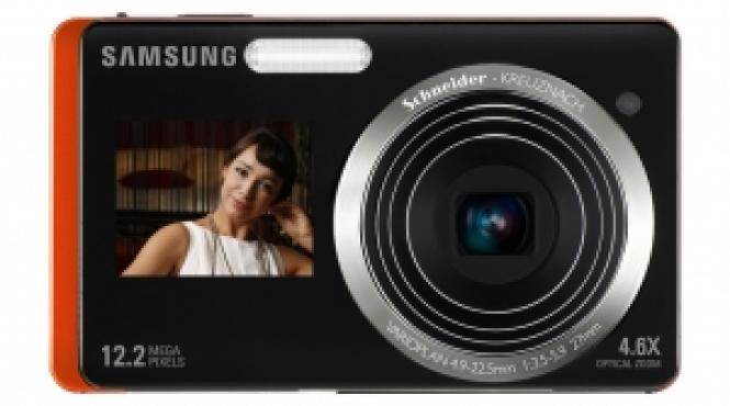 samsung st550 camera foto cu doua ecrane