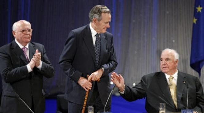 kohl gorbaciov si bush despre zidul berlinului