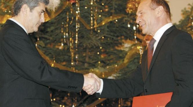 sistemul ticalosit lucreaza pentru basescu