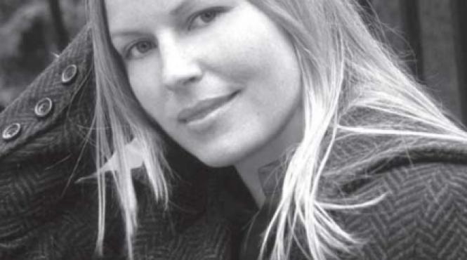 am inca senzatia ca sunt ilegitim numita scriitoare