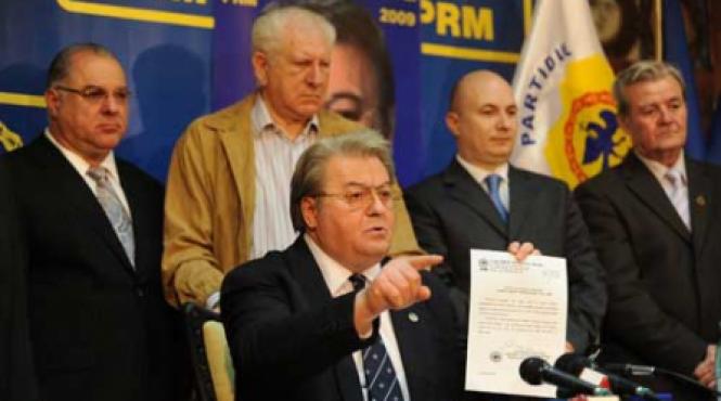 vadim tudor cere anularea alegerilor