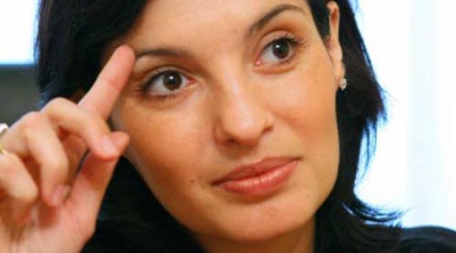 lavinia sandru despre traian basescu e coleric capabil sa loveasca un copil