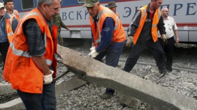 rusia 39 de morti in urma deraierii unui tren