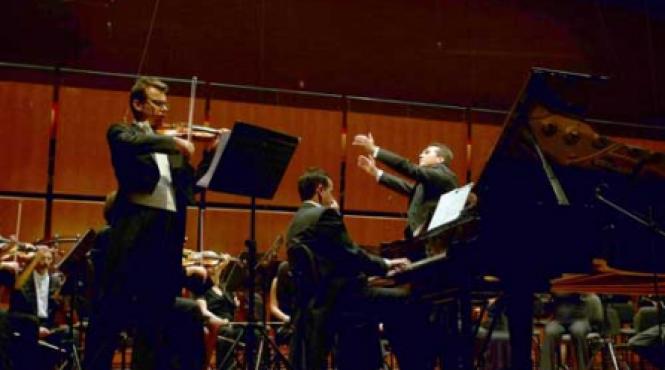 concert extraordinar tripleta de aur