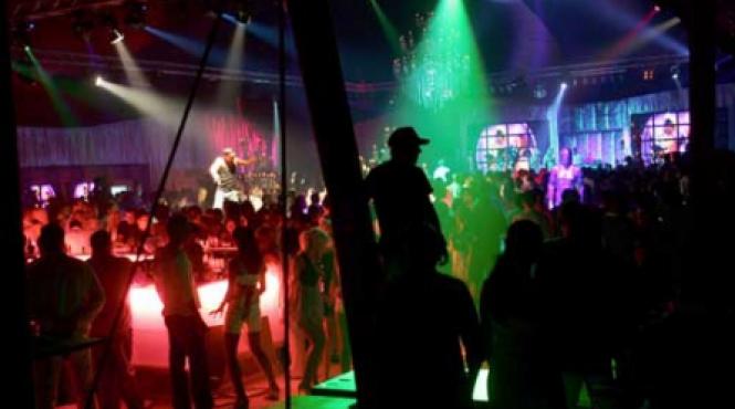 hai sictir ba cu bombele tale si cu spiritu tau distractiv