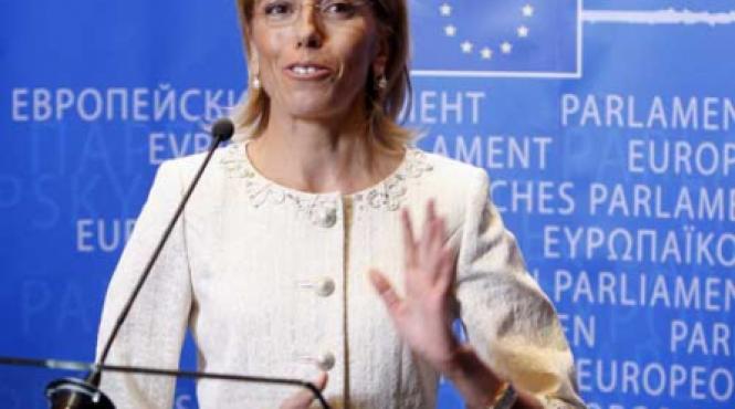 comisarul problema al bulgariei renunta