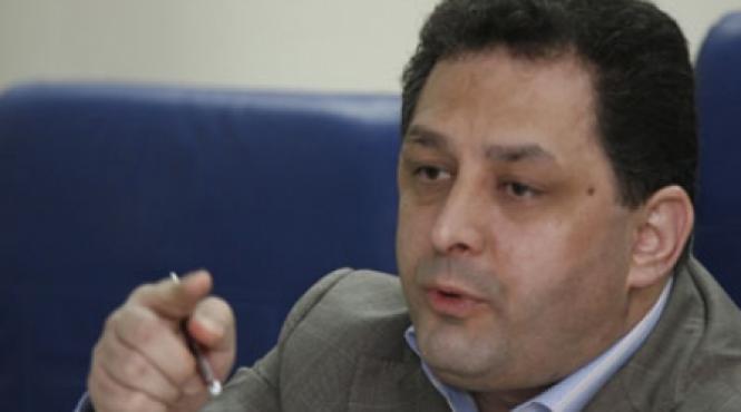 vanghelie ii vrea pe dancu si rus afara din partid