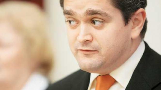 ce face un intelectual in vacanta