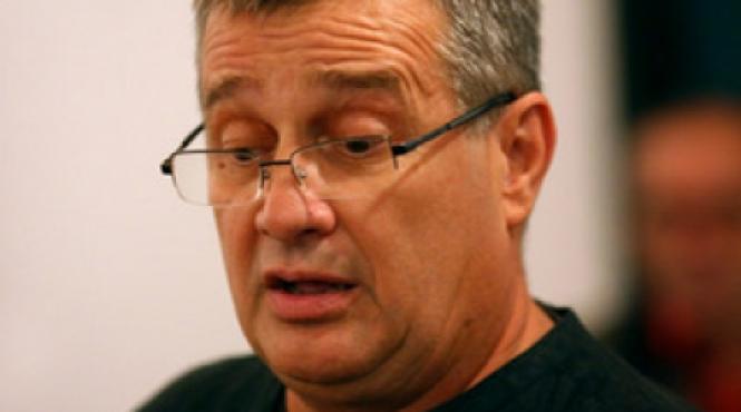 dinescu gasit incompatibil