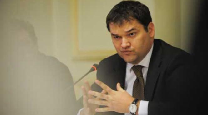 management dupa ureche cu acordul ministrului attila