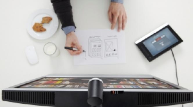 experiente tactile pentru teleprezenta tandberg