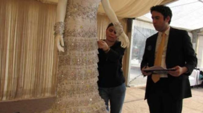 romania are rochia de mireasa cu cele mai multe cristale swarovski