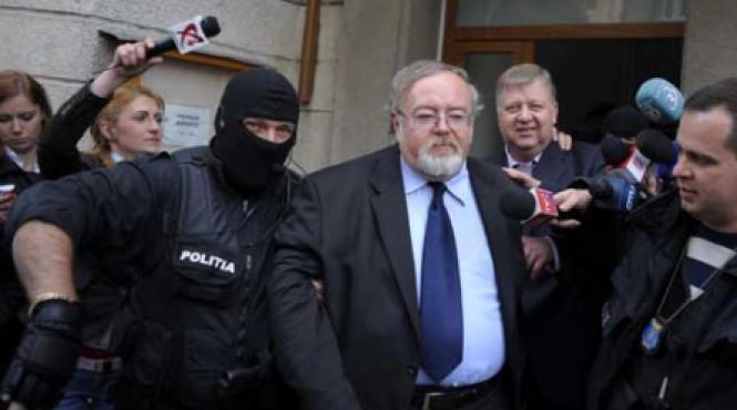 casuneanu si locic arestati cu judecatorul costiniu