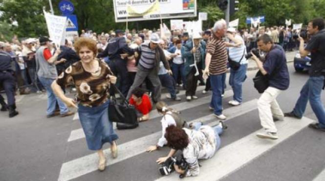 o romanie in razboi cu autoritatile