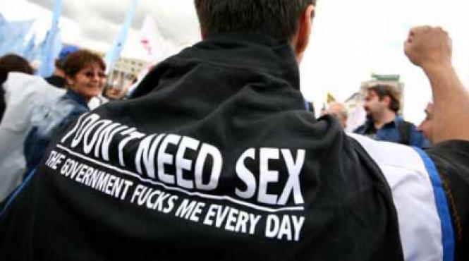 50 000 de tepe in piata victoriei