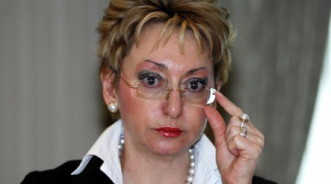 betia de cuvinte la parcalabeasca n curte