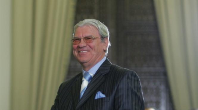 ienei as veni presedinte dar doar cu piturca antrenor