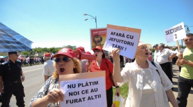 sindicalistii au protestat la parlament pentru a treia zi consecutiv