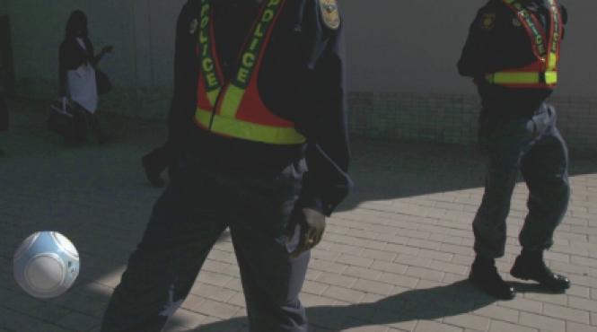 trei ziaristi au fost agresati si jefuiti langa cantonamentul portugaliei