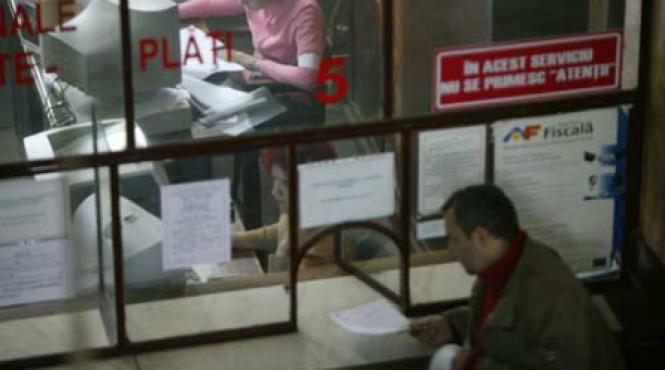 60 000 de bugetari vor fi dati afara