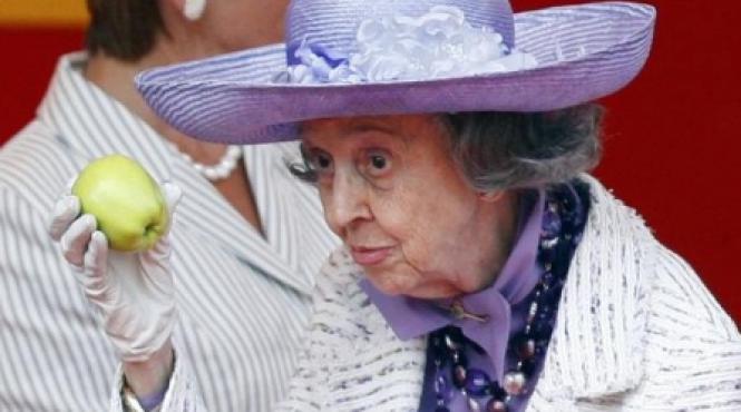 regina belgiei amenintata cu moartea