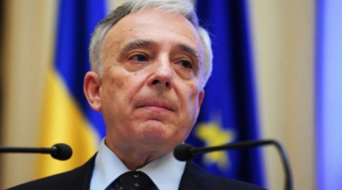 mugur isarescu se contureaza izbucnirea de conflicte sociale