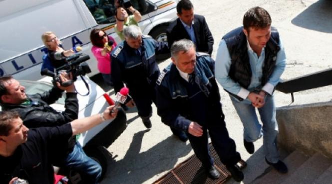 arbitrii martis si serea raman in arest inca 60 de zile