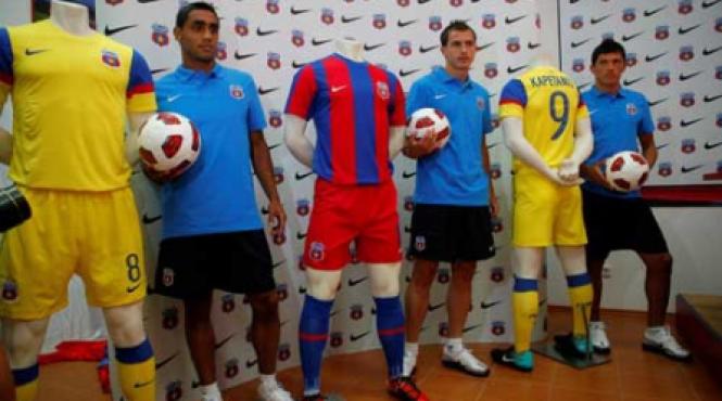 steaua se imbraca dupa moda cm