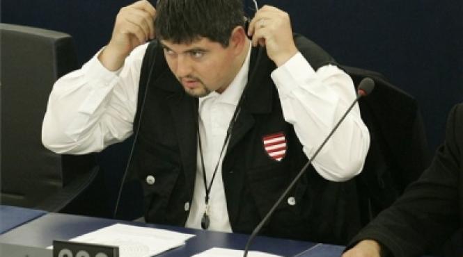 pc europarlamentarul jobbik szegedi csanad persona non grata in romania