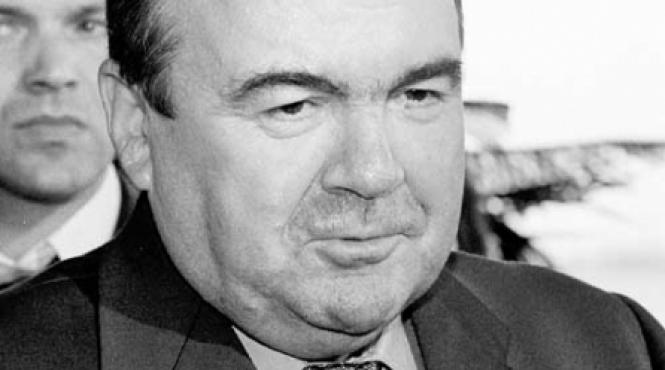 agonia imperiului rosu vazuta de mircea snegur