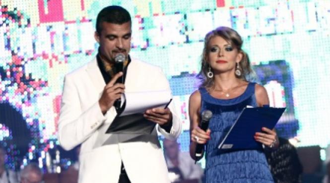 mamaia 2010 15 debutanti si 12 compozitii se bat pentru trofeul cu numarul 40