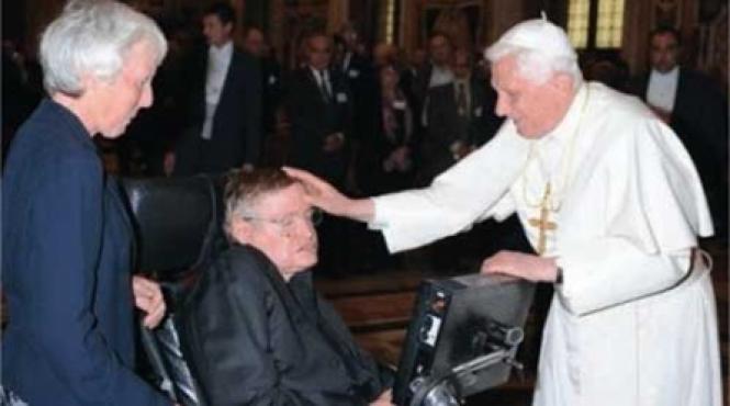 papa i a raspuns lui hawking stiinta nu poate explica sensul vietii