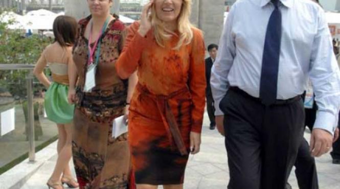 udrea spectacol de 190 000 de euro