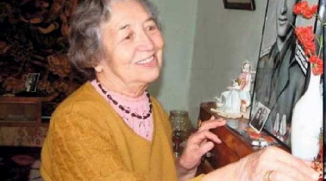 mama presedintelui a murit