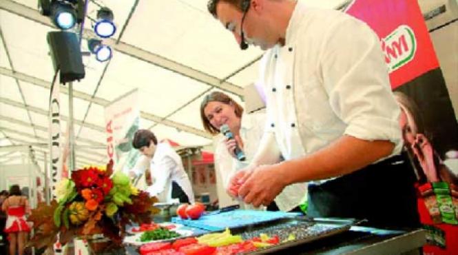 dialogul aromelor din parcul tineretului