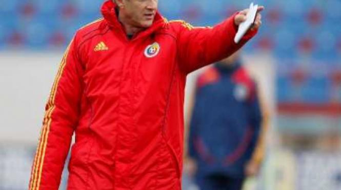 emil sandoi nu stiu daca voi continua pe banca nationalei de tineret