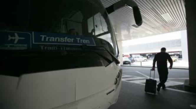 am emigrat in curtea bunicii